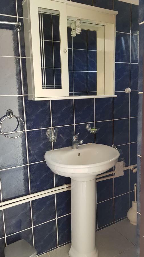 Apartmani Lazarevic Luštica Exterior foto